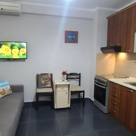 Perla 5- Seaview Apartment In City Center Golem  Exterior foto