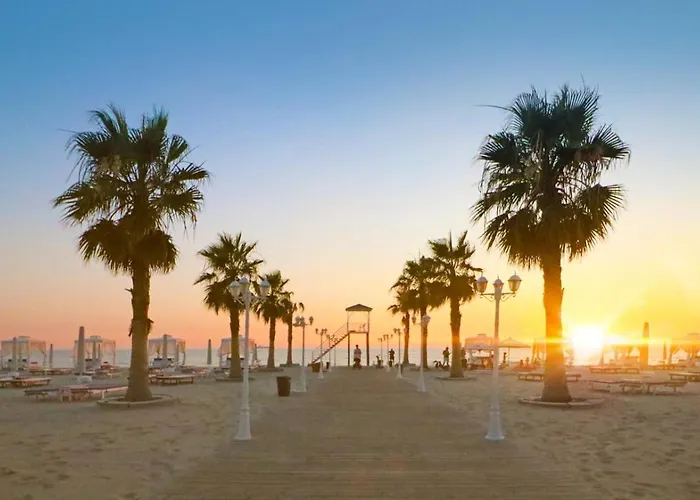 Perla 5- Seaview Apartment In City Center