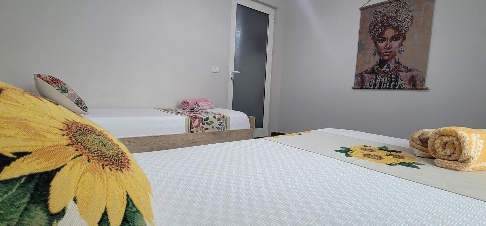 Perla 5- Seaview In Center Apartment *